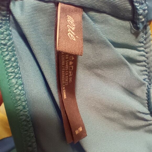 Aerie Geometric Crossover Triangle Bikini Top-Medium-Halter Adjustable Strap - Picture 7 of 8